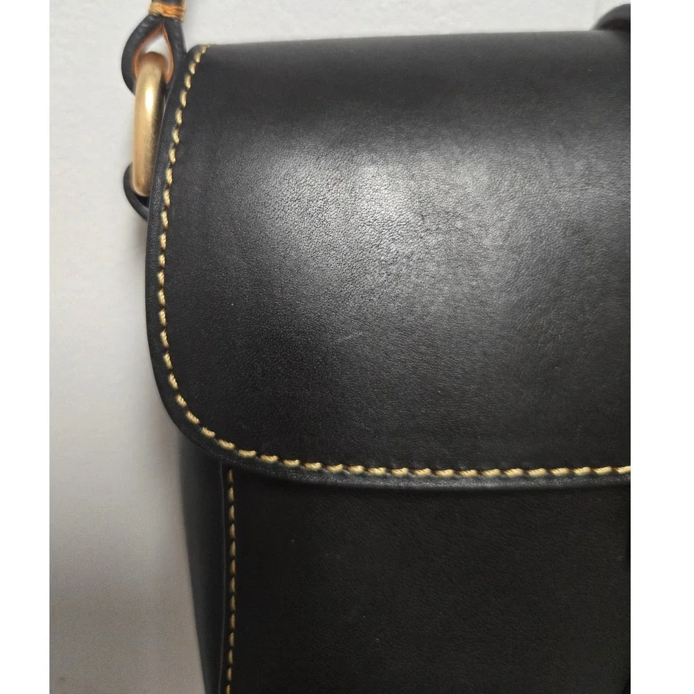 Dooney & Bourke Black Leather Equestrian Bag Gold Buckle Contrast Stitch